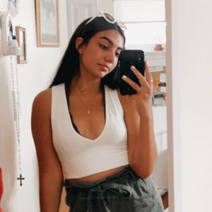 Meet your Posher, Eva